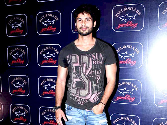preity and shahid at the paul and shark yachting launch 21