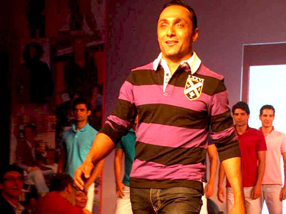 aditya roy kapur and rahul bose at celio launch 4