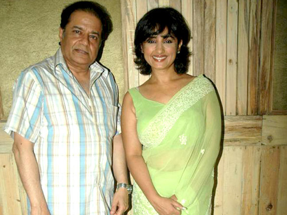 anup jalota and divya dutta launch lailtya munshaws cd on holi 4