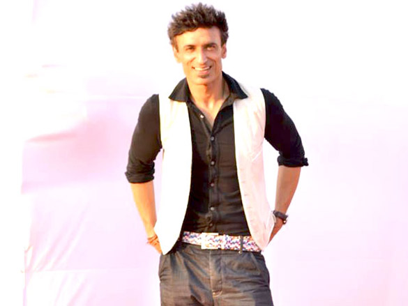 manish malhotras fashion show at polo match 10