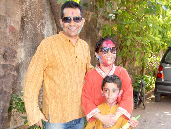 ekta kapoor sanjay gupta and kiran bawa celebrate holi 11