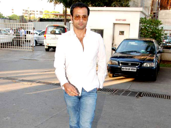 celebs at late naveen nischols prayer meet 9