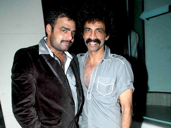 abhimanyu shekhar singhs wedding anniversary bash 6