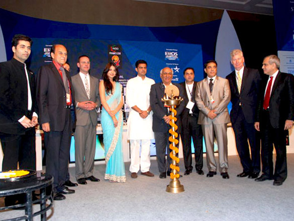 anushka sharma and karan johar at ficci frames 2011s inauguration 3