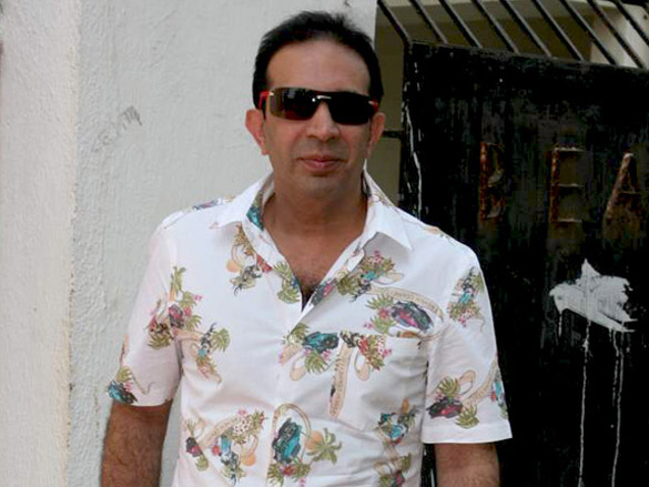 sohail and reena at eskimo vie calendar launch 21