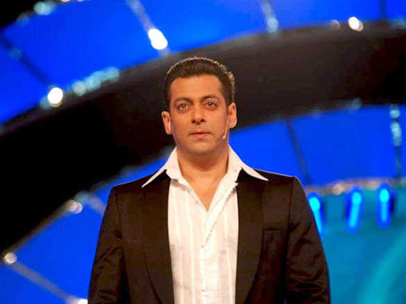 salman khan rocks the bigg boss finale 17