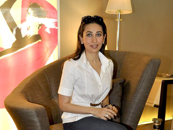 karisma kapoor at the launch of giorgetti store 9