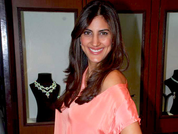 shaina ncs jewellery line launch for ramniklal and sons jewelers 11