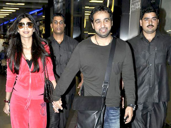 shilpa and raj kundra return after 1st wedding anniversary from bangkok 6