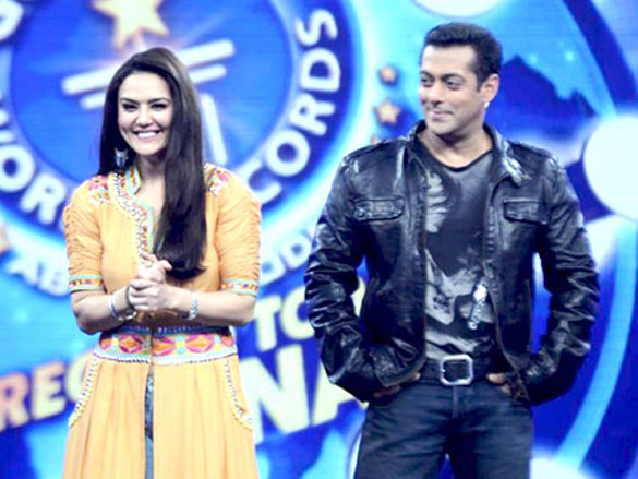preity and salman on the sets of guinness world records ab india todega 3