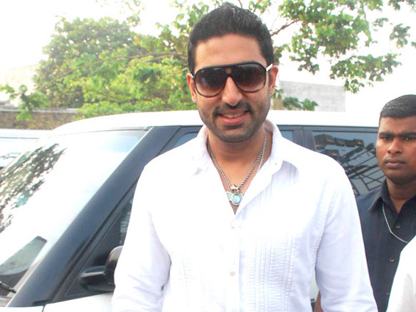 abhishek bachchan flags off anti narcotics drive 11