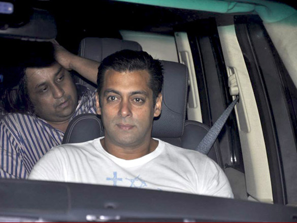 salman arbaaz and farah khan grace nikhil dwivedis wedding reception 15