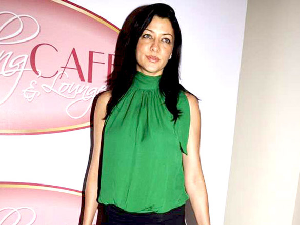 aditi govitrikar at launch of the wedding cafe 4