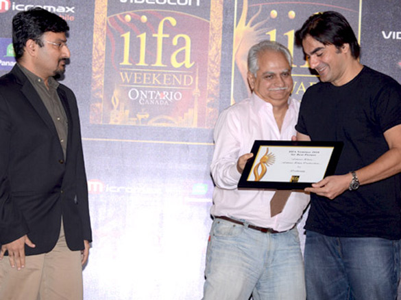 hrithik dia boman and arbaaz at iifa nominee announcement 16