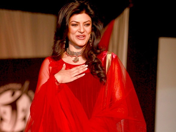 sushmita and karan johar at khushii aids fundraiser 9