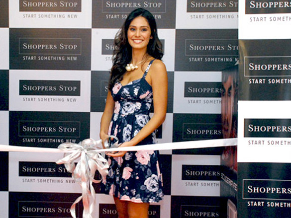 bruna abdulla inaugurates 3rd shoppers stop store in pune 2