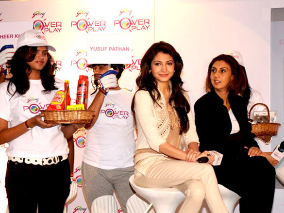anushka sharma at ipl godrej power play launch 2