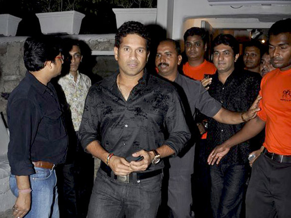 celebrity lockers bash for yuvraj singhs world cup success 17