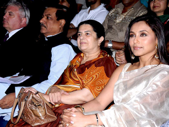 rani mukerji at the laadli national media awards 8