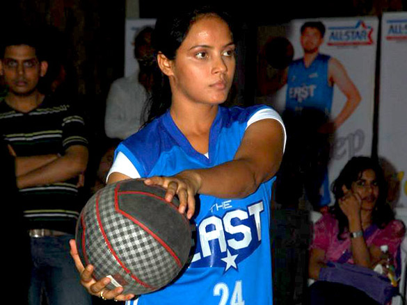 neetu chandra plays basket ball at a promotional event 5