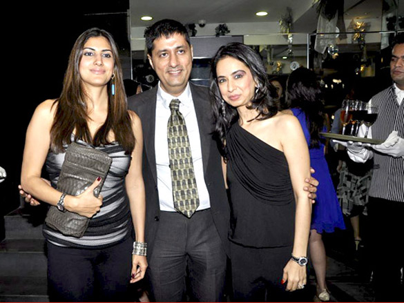 mrinalini and perizaad grace gehna jewellerys 25th anniversary bash 4