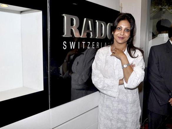 shefali shah inaugurates rado store 8