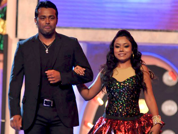 malaika sonakshi and others at the pantaloons femina miss india 2011 finale 10