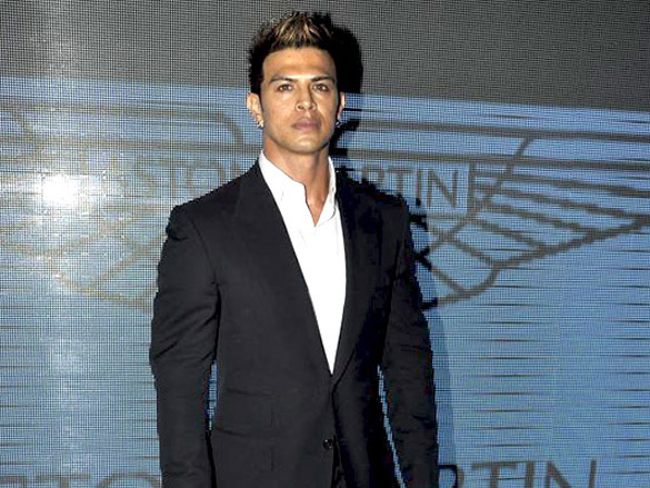 neetu chandra and mrinalani grace aston martin launch bash 15