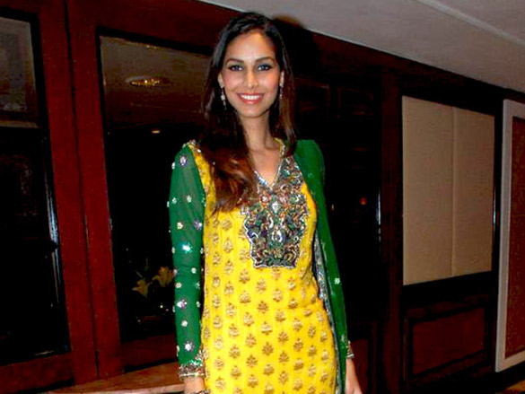 perizaad kolah and amruta patki at generation next awards 7