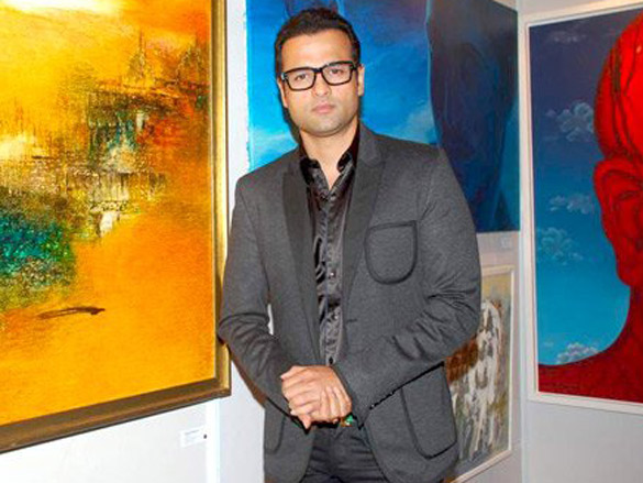 sharman joshi with other actors at prerna joshis art event 7