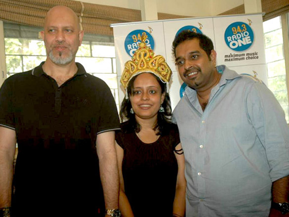 shankar and loy at 94 3 radio one contest winners event 5