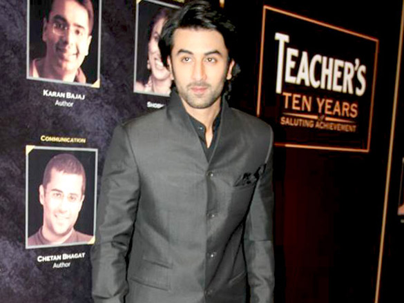aishwarya and ranbir at 10th teachers achievement awards 7