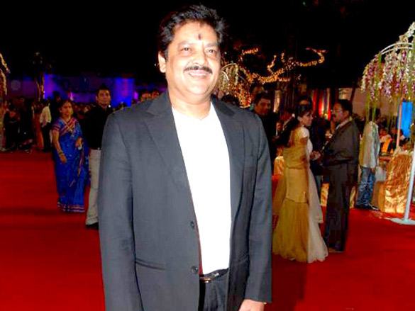 salman urmila and dilip kumar at nitish ranes wedding reception 12