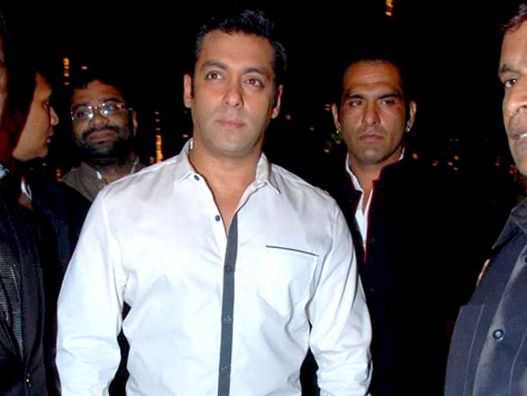 salman urmila and dilip kumar at nitish ranes wedding reception 20