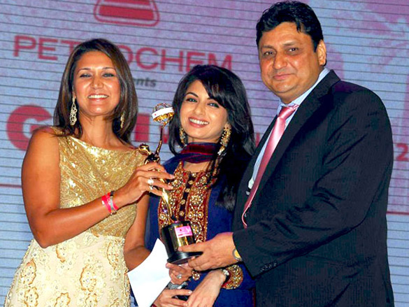preity jacqueline and vivek at gr8 women awards 2011 in dubai 8