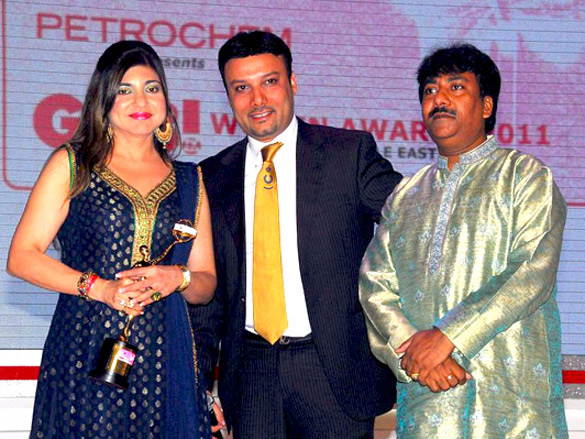 preity jacqueline and vivek at gr8 women awards 2011 in dubai 15