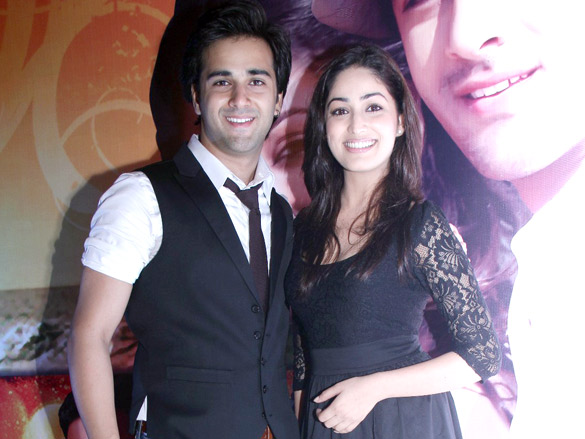 vivek and neha dhupia launch ek ladki shabnmi jaisi album 7