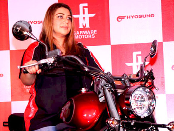 arjun rampal launches garware motors hyosung super bikes 7