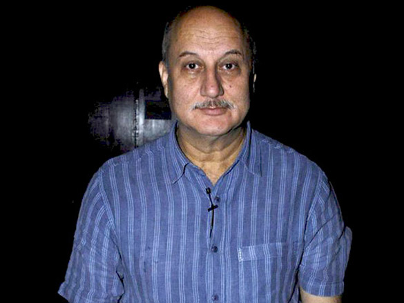 asha parekh graces anupam khers play kbhsk 4