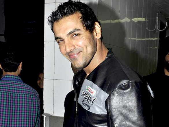 john abraham rocks at castrol event 7