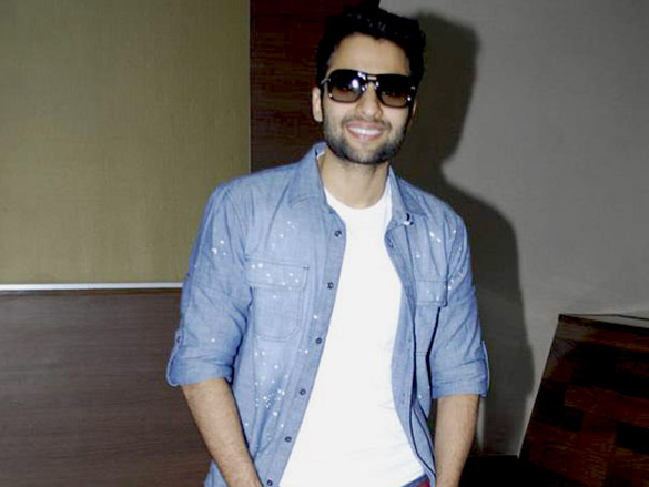 jackky bhagnani at nalanda yoga centre 9