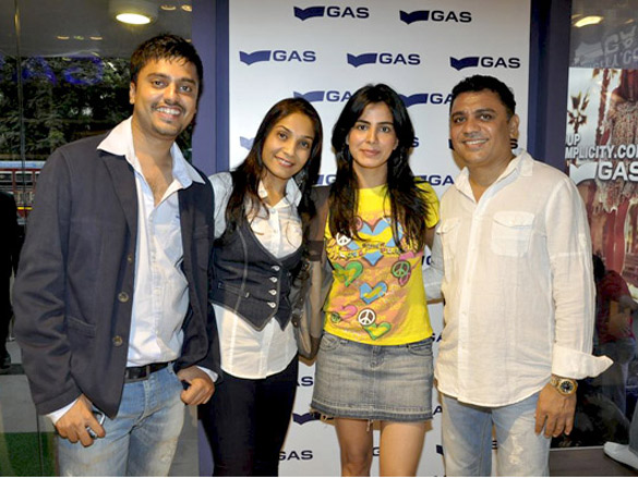 mrinalini sharma inaugurates gas store 6