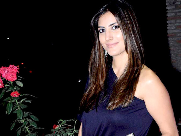 perizaad kolah and ankita shorey at fridays rose the watch bar launch 5