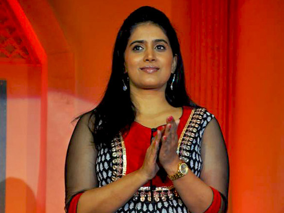sonali kulkarni and seema biswas at achievers award 2011 3