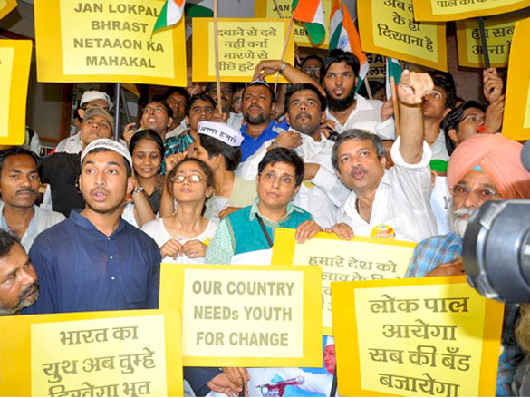 kiran bedi at anna hazares anti corruption meet 5