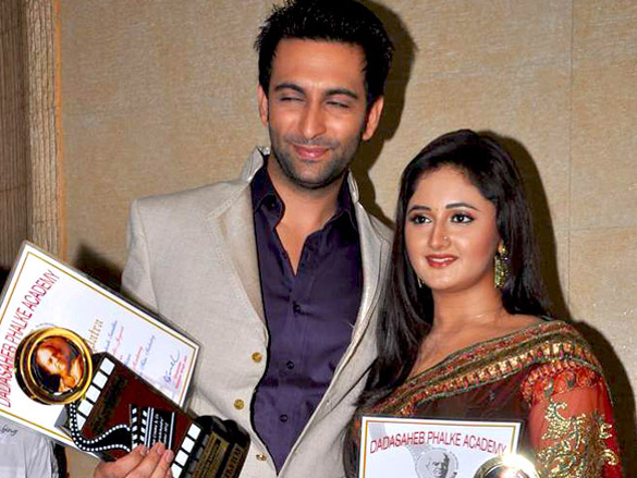 rani priyanka sonakshi and anushka at dadasaheb phalke academy awards 9