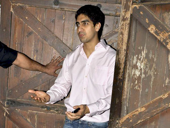 shahid anushka and karan johar grace ranbir kapoors house party 7