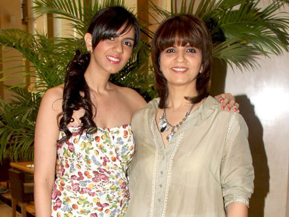 neeta and nishka lulla celebrate mothers day 9