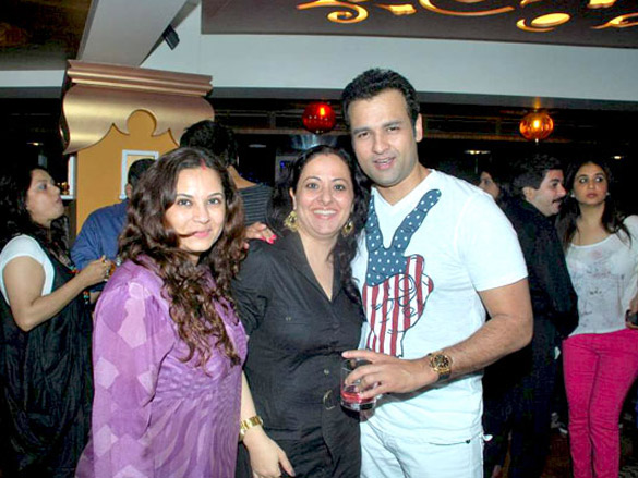 shreyas talpade at suhas awchats goa portuguesa launch 6