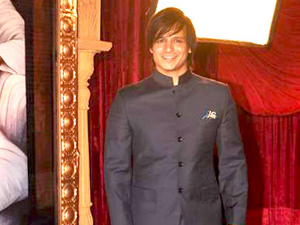 vivek oberoi at star pluss sai baba musical 3